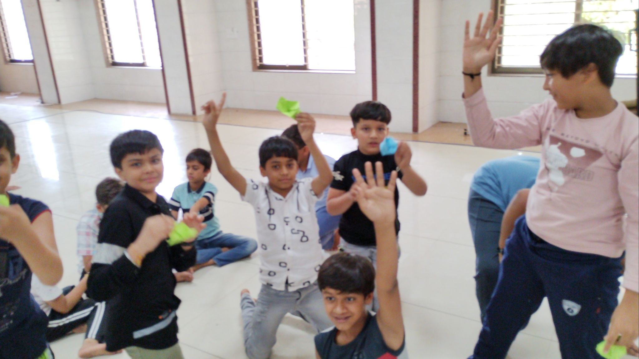 Featured image of post Got a chance to teach Art & Craft small kids